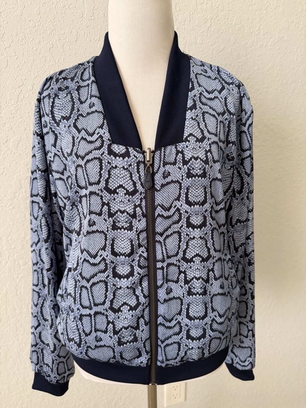 Stella & Dot Reversible Blue Snake-Print Bomber Jacket Small